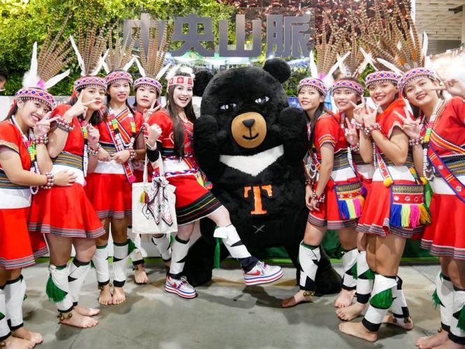 南港展覽館附近住宿